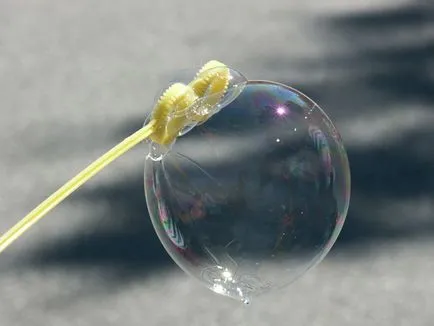 A megoldás buborékok a kezek - 7 receptek (oldat) Megoldás szappanbuborékok a kezével - 7 receptek