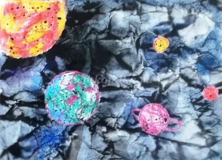 Rajz a gyermekek 5-7 éves, amelynek témája „Space” szakaszokban fényképpel (fotó) Rajz a gyermekek 5-7 éves, amelynek témája „Space” szakaszokban fotókkal