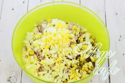 Saláta füstölt csirke és kukorica - recept fotókkal (füstölt) Saláta füstölt csirke és kukorica - a recept egy fotó