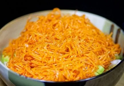 Koreai saláta sárgarépa és a csirke-lépésre recept