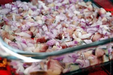 Hering alatt bunda - egy ünnep kedvenc saláta