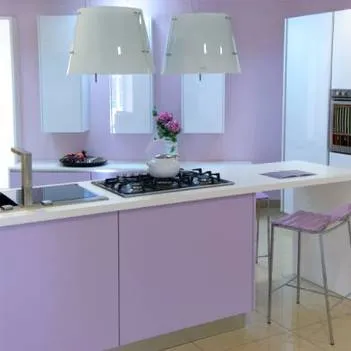 Lila konyha friss fotográfiai példákat bútorok és lakberendezés