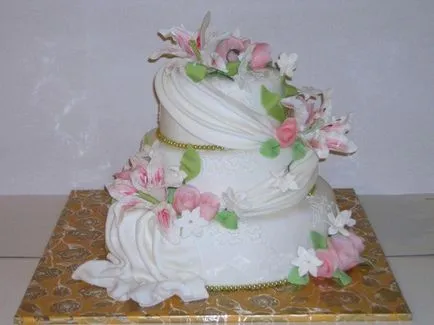 Esküvői torta dekoráció és öntetek