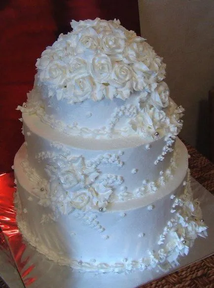 Esküvői torta dekoráció és öntetek