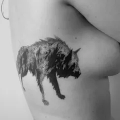 Tattoo farkas - azaz tetoválás vázlatok és fényképek (tetoválás) Tattoo farkas - érték tetoválás minták és képek