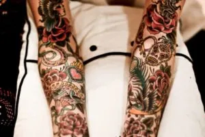 Tattoo karján a férfiak és a nők értékét, vázlatok, ötletek (tetoválás) Tattoo karján a férfiak és a nők értékét, vázlatok, ötletek