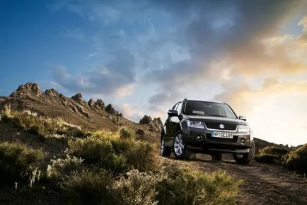 Test Drive Suzuki Grand Vitara, értékelje a modell és az ár (felülvizsgálat) Test Drive Suzuki Grand Vitara, felülvizsgálatát modellek és árak
