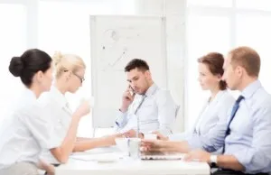 Elbocsátás anyagilag felelős személy saját akaratukból, hogy csökkentsék nélkül (a felelős személy elbocsátás) Elbocsátás anyagilag felelős személy saját akaratukból, hogy csökkentsék nélkül