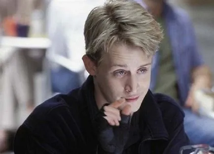 Itt látható a csillag a „Home Alone”, a 2017 (2017) Itt látható a csillag a „Home Alone” 2017-ben
