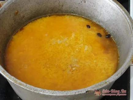 Finom pilaf csirke bográcsban recept lépésről lépésre képek (csirke) Finom pilaf csirke bográcsban recept lépésről lépésre fotók