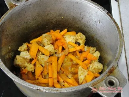 Finom pilaf csirke bográcsban recept lépésről lépésre képek (csirke) Finom pilaf csirke bográcsban recept lépésről lépésre fotók