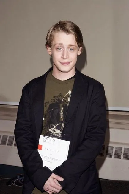 Itt látható a csillag a „Home Alone”, a 2017 (2017) Itt látható a csillag a „Home Alone” 2017-ben