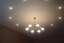 Betét álmennyezetek Dekoratív képek, behelyezése fal, videó, installáció szögek, típusai