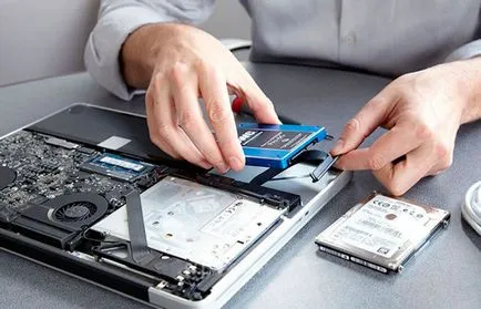 Merevlemezt cserél egy laptop lépésekben és árnyalatok