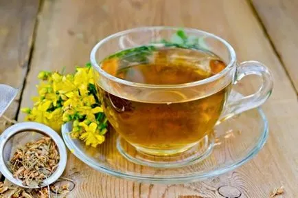 Betakarítás Hypericum gyűjtése, szárítása és tárolása Hypericum perforatum otthon (gyűjtemény) Betakarítás hypericummal gyűjtése, szárítása és tárolása Hypericum perforatum otthon