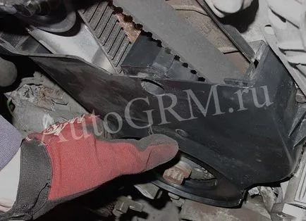 Cseréje a vezérműszíj Audi A4 1 8t