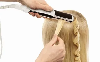 Curling vasalók és stílus - lépésről lépésre, és a titkok (Osszuk a hajszálvékony szál) Curling vasalók és stílus - lépésről lépésre, és a titkok