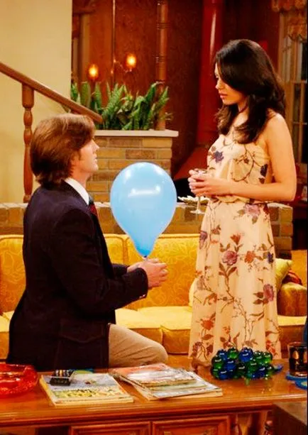 Csillagok újszerű Mila Kunis és Ashton Kutcher, hello! Oroszország
