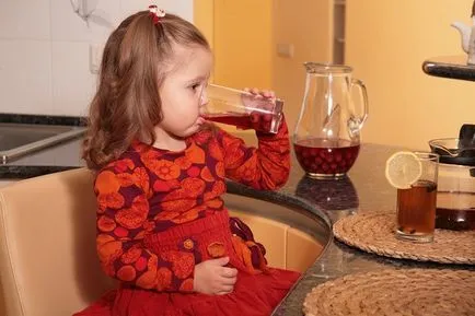 Az aceton a gyermek sürgős intézkedések meghozatalát (aceton a vizeletben) Az aceton a gyermek sürgős lépéseket