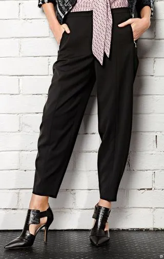 Pants-banán - és hogyan kell kiválasztani, hogy mit viselnek (választani) Pants-banán - és hogyan kell kiválasztani, hogy mit viseljen