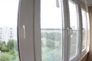 A üvegezés és javítás erkélyek kulcsrakész ár csökkentett!