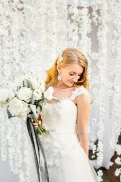 Fekete-fehér klasszikus esküvői Dmitry és Christine (Wedding) Fekete-fehér klasszikus esküvői Dmitry és Kristina