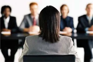 Hogy mit és hogyan kell viselkedni az interjú a munkáltatóval