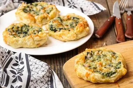 Mit lehet tenni a pelyhes kovásztalan tészta (szakács) Mit lehet tenni a pelyhes kovásztalan tészta