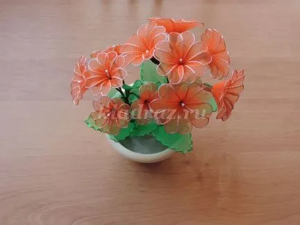 Virágok nylon és vezetékes