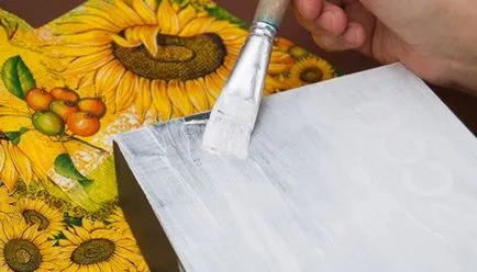 Decoupage kezdőknek kezüket lépéseket fotók a különböző módszerek (a) Decoupage kezdőknek lépésről lépésre kezük különböző technikákat fotókkal