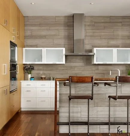 konyhai dekorációs panel design, az előnyök és hátrányok