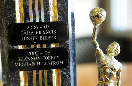 Dzhastin Biber (Justin Bieber) fotók, életrajz, legutóbbi hírek Justin Bieber