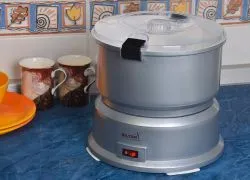 elektromos burgonyahámozóval