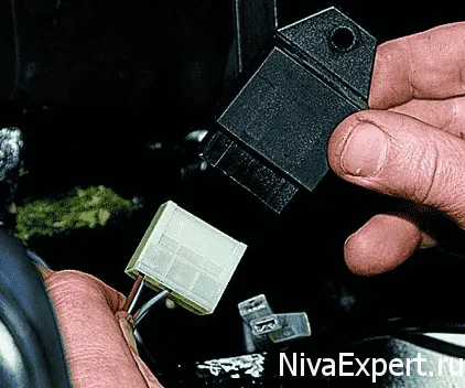 Hol van az a relé fordulatok, mint a helyettesítő, mező javítás