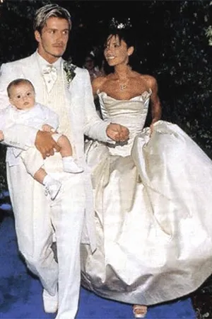 A szerelmi történet David és Victoria Beckham, kozmopolita magazin (szerelmi történet David és Victoria Beckham) A szerelmi történet David és Victoria Beckham, kozmopolita magazin