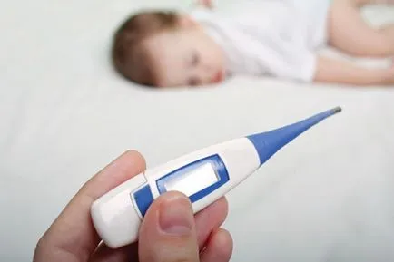 Hogyan kell mérni a testhőmérsékletet egy csecsemő