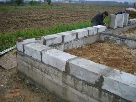 Hogyan tegye beton blokkok rendesen (panel) Hogyan tegye beton blokkok rendesen