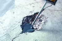 Hogyan orvosolható a betonon - megjavítani betonon a kezüket (beton) Hogyan orvosolható a betonon - megjavítani betonon a kezüket