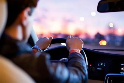 Ahogy sebességváltó oktatás a mechanika kezdő (semleges helyzetben kart) Hogyan sebességváltás a mechanika oktatás kezdőknek
