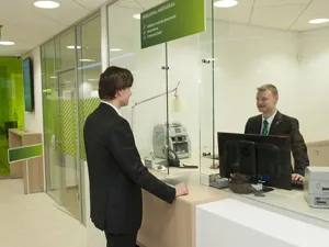 Hogyan fel pénzt a telefon az interneten keresztül