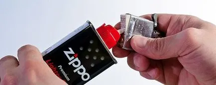 Hogyan kell kitölteni a könnyebb Zippo