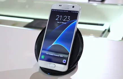 Hogyan töltse fel az akkumulátort a smartphone Samsung Galaxy