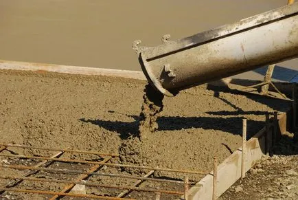 Hogyan öntsük beton - egy cikk az épület egy 66 (kitölteni) Hogyan öntsük beton - a 66. cikkben az építmények