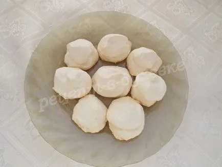 Hogyan kell főzni a habcsók a kemencében otthon