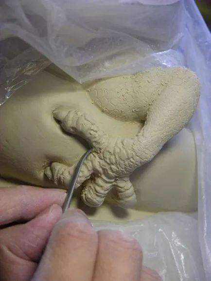 Ahogy porcelán sárkány született szobrász mesterkurzus Johnson Tsang (sárkányok) Ahogy porcelán sárkány született szobrász mesterkurzus Johnson Tsang