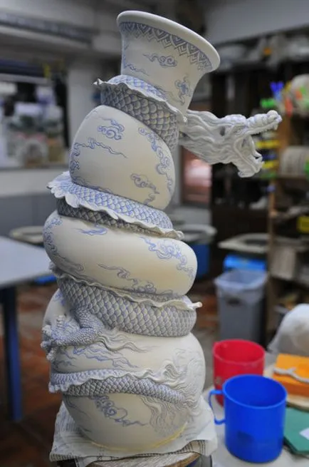 Ahogy porcelán sárkány született szobrász mesterkurzus Johnson Tsang (mesterkurzus) Ahogy porcelán sárkány született szobrász mesterkurzus Johnson Tsang