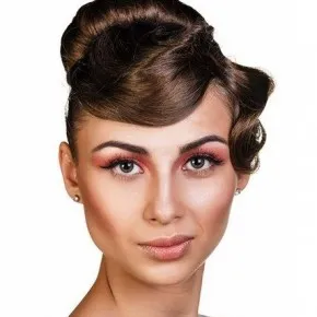 Hogyan készítsünk egy ünnepi smink saját kezűleg 42 fotók és hírek (do) Hogyan készítsünk egy ünnepi smink saját kezűleg 42 fotók és hírek