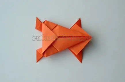 Hogyan készítsünk egy béka papírból lépésről lépésre fotókkal
