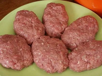 Hogyan (szakács) finom lédús házi pogácsákat darált húst egy lépésről lépésre recept fotók