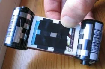 Hogyan készítsünk egy házi készítésű fényképezőgépet, mint egy gyufásdoboz
